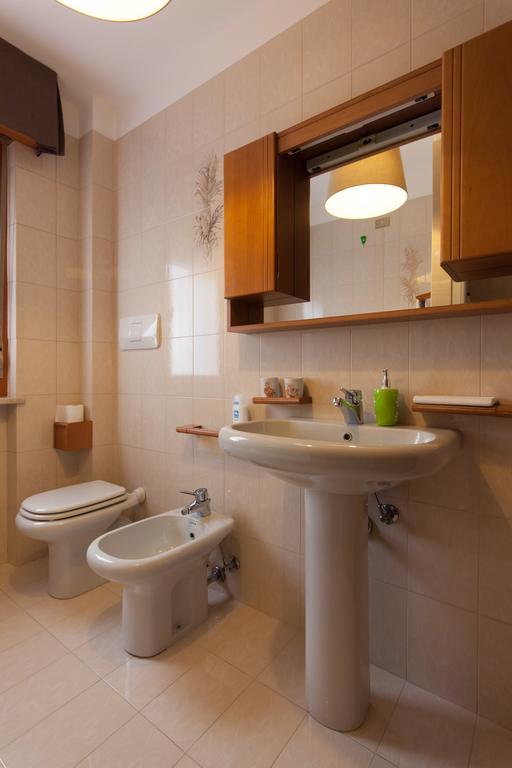 Toti Apartment Удине Екстериор снимка