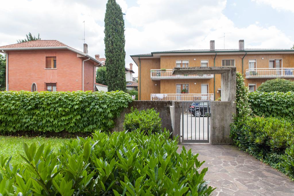Toti Apartment Удине Екстериор снимка